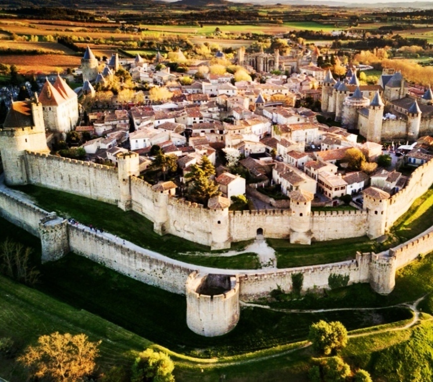 Cîté fortifiée de Carcassonne (25 mn)