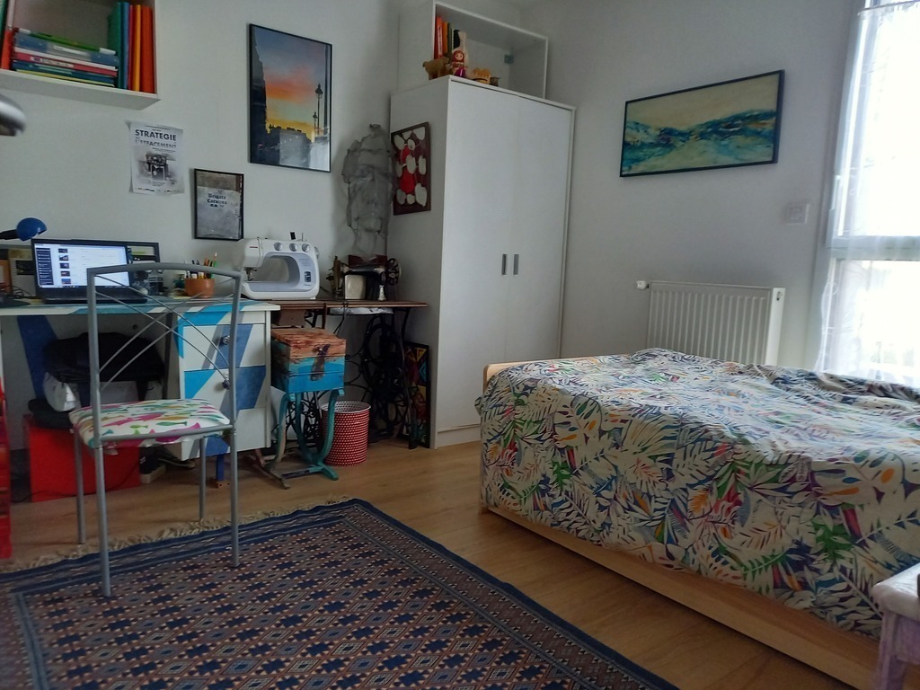 chambre 2 à l'étage