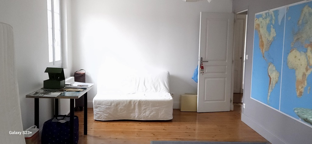 Sofa for 2 + bed on floor for 2 at the moment ( new installation)level 1for 2 . Level 2