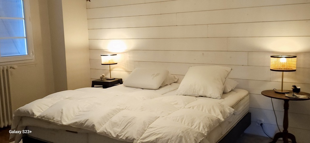 2 Beds 80cm X200 cm, level 2 .