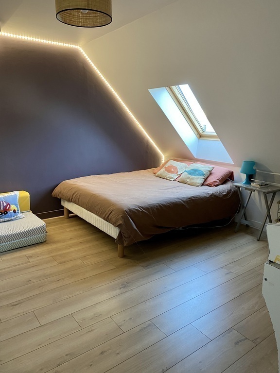 Chambre à l’étage (lit double queen size)