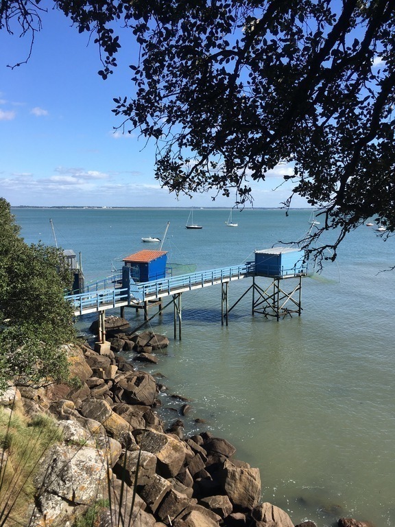 Les pêcheries visibles depuis le sentier côtier 