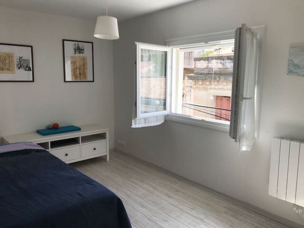 bedroom with two pull-out beds