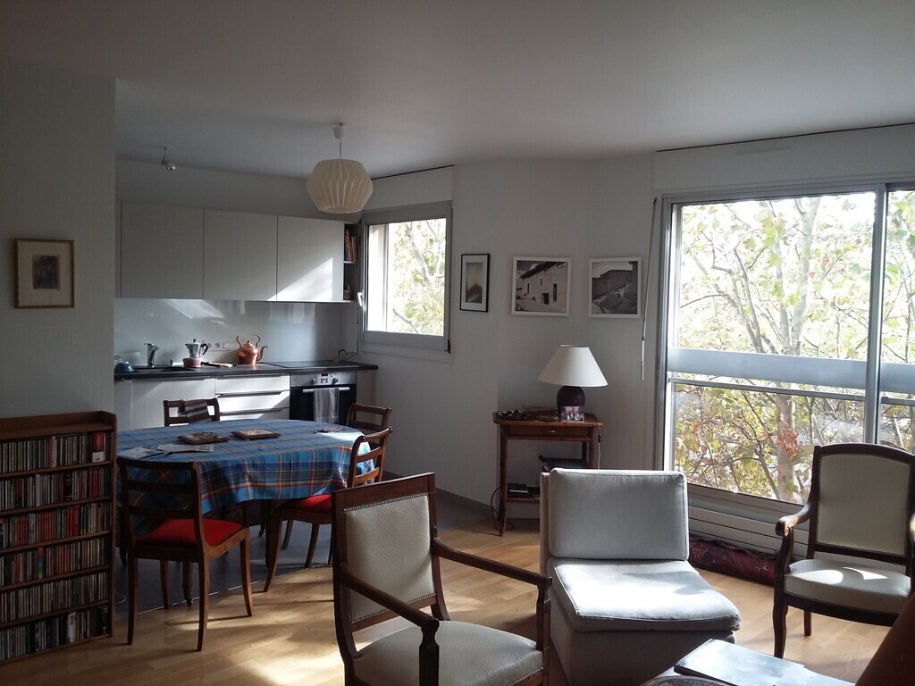 le salon avec cuisine