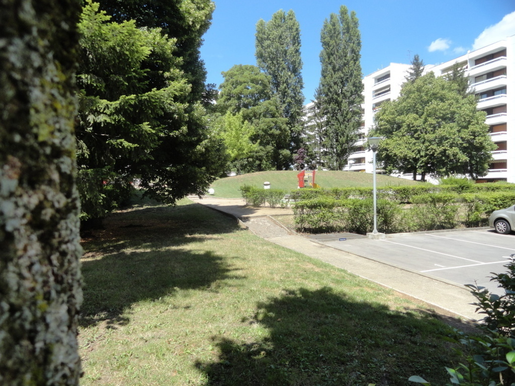 vue sur le parc de la résidence