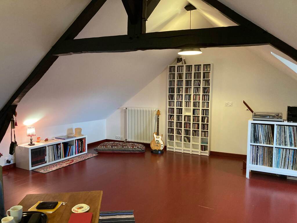 2nd floor Music lounge