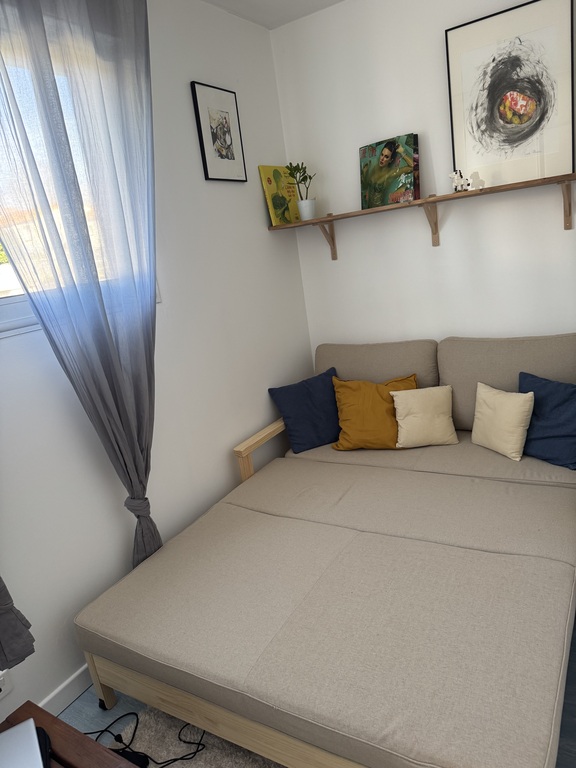 canapé lit au rez-de-chaussée