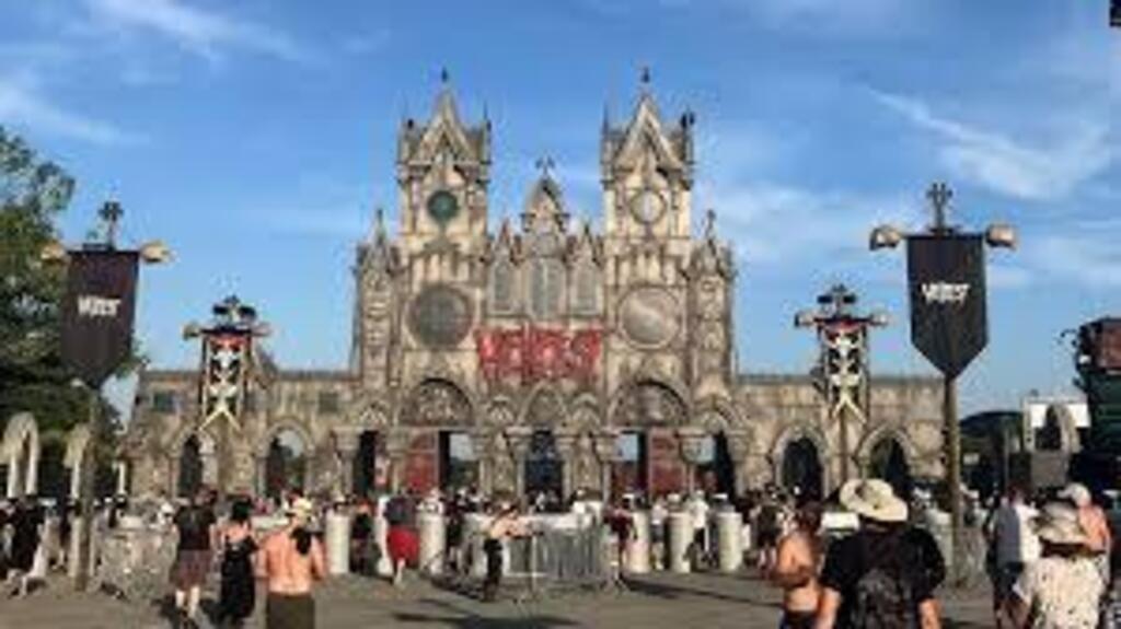 The Hellfest site from outside