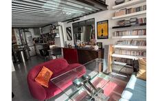 Living room (ground floor)