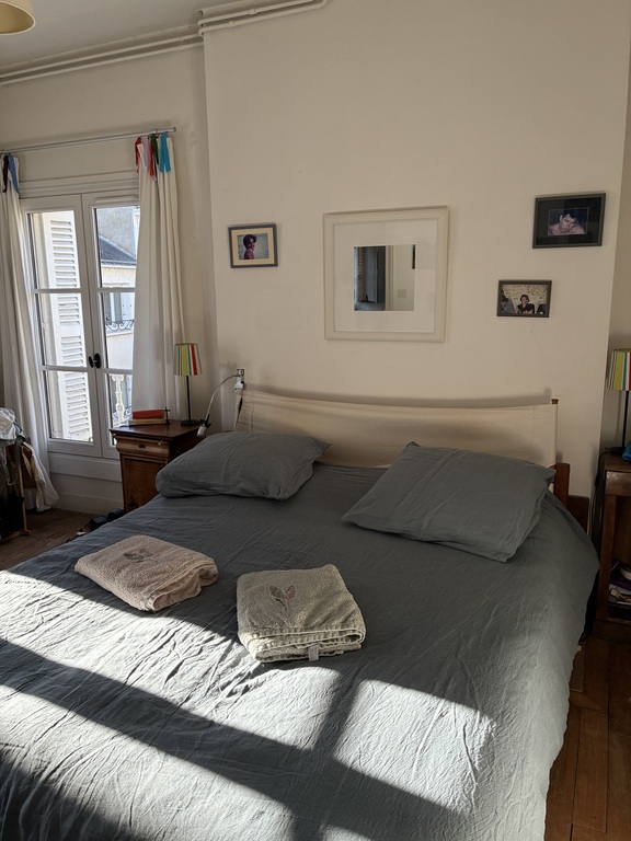 Chambre parentale avec douche attenante