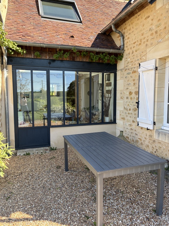 Coin repas extérieur 