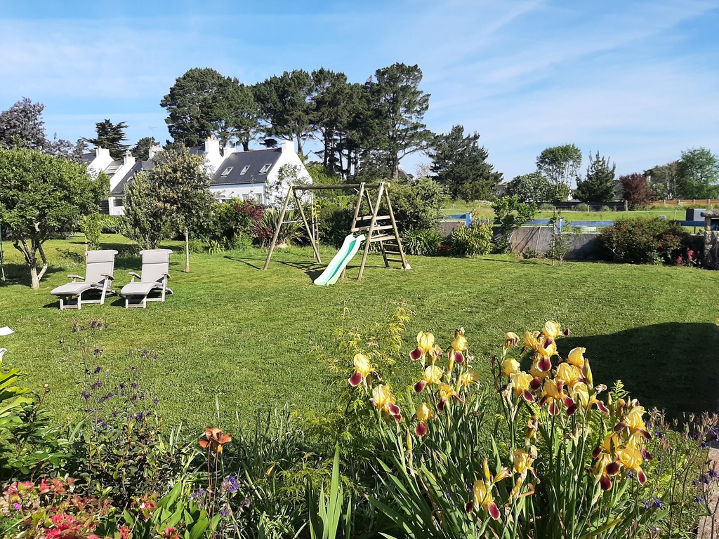 le jardin devant