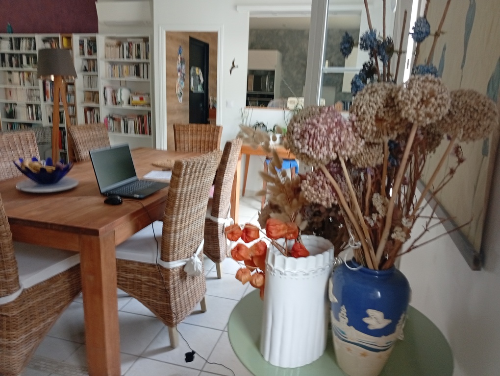 Salle à manger.