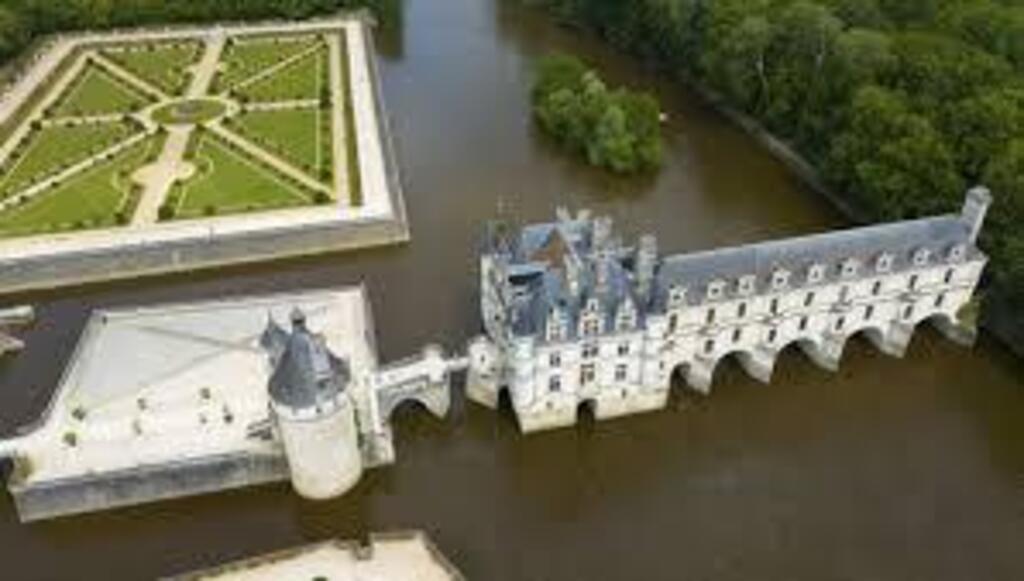 Chenonceau (27 km)