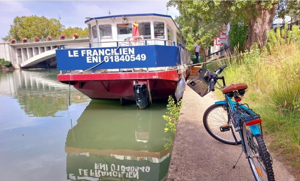 Marne River boat shuttle