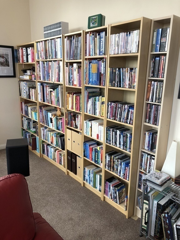 Lounge library area