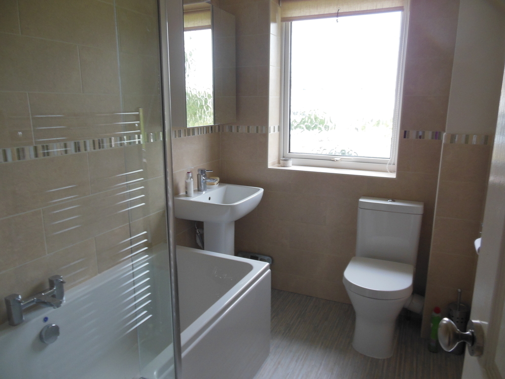 Bath and shower room