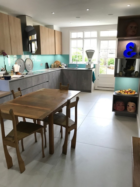 New Kitchen and family dining area.