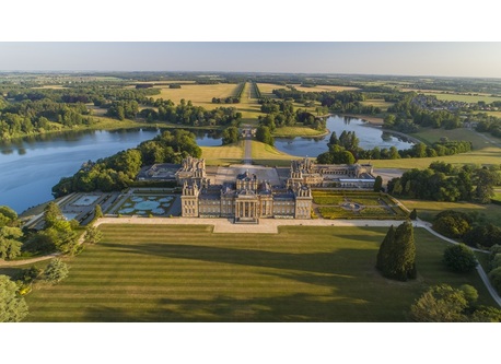 Blenheim Palace, 20 minutes away