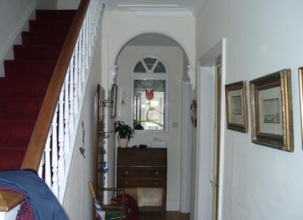 Hallway / vestibule