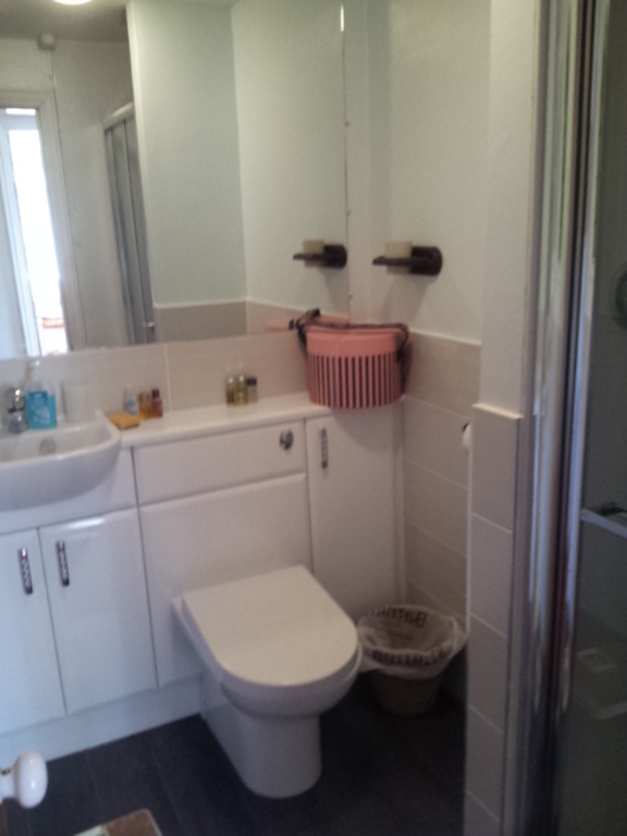 Shower room on the first floor