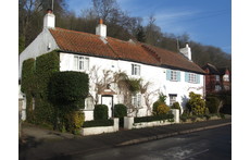 Cottages in Burton Joyce