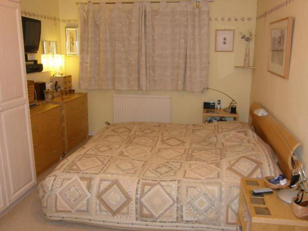 The main bedroom with the electrically adjustable bed.