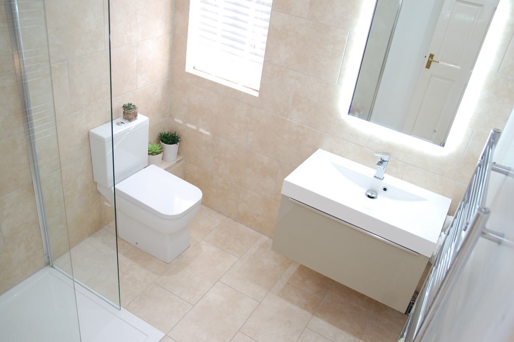 Master bedroom ensuite