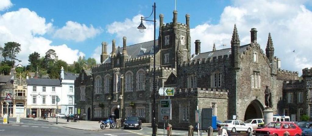 Bedford Square, Tavistock 
