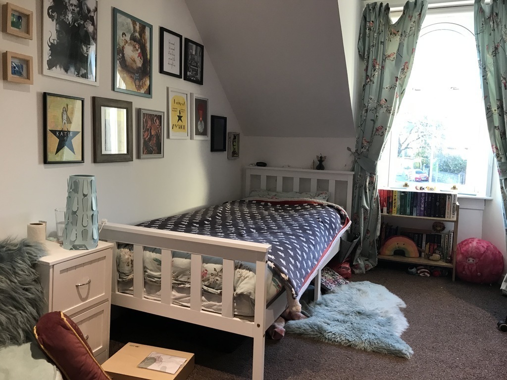 Second bedroom