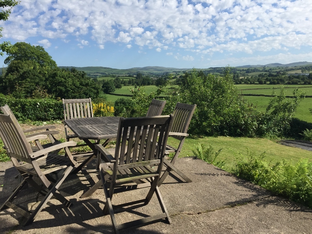 Outside eating space in the back garden 