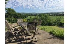 Outside eating space in the back garden 
