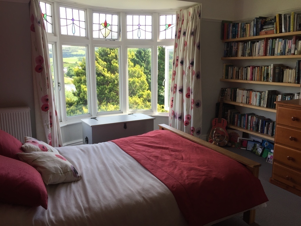 Main upstairs bedroom with king size double bed 