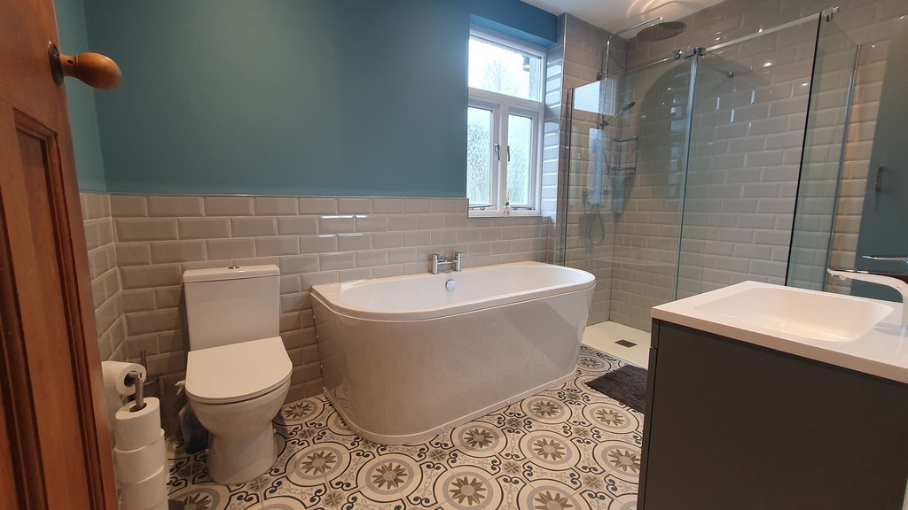 Upstairs bathroom (with bath and walk in shower)