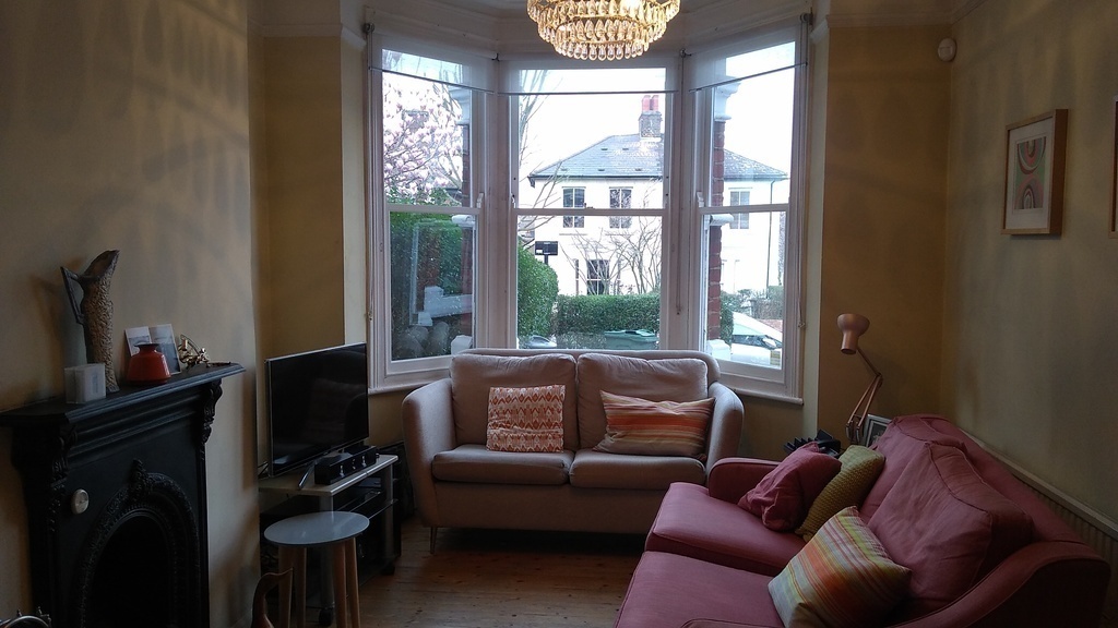 Ground floor lounge front facing deep front garden