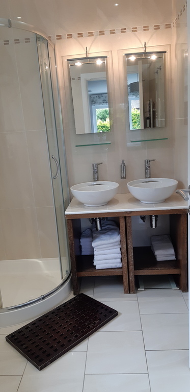 Master Bedroom en-suite