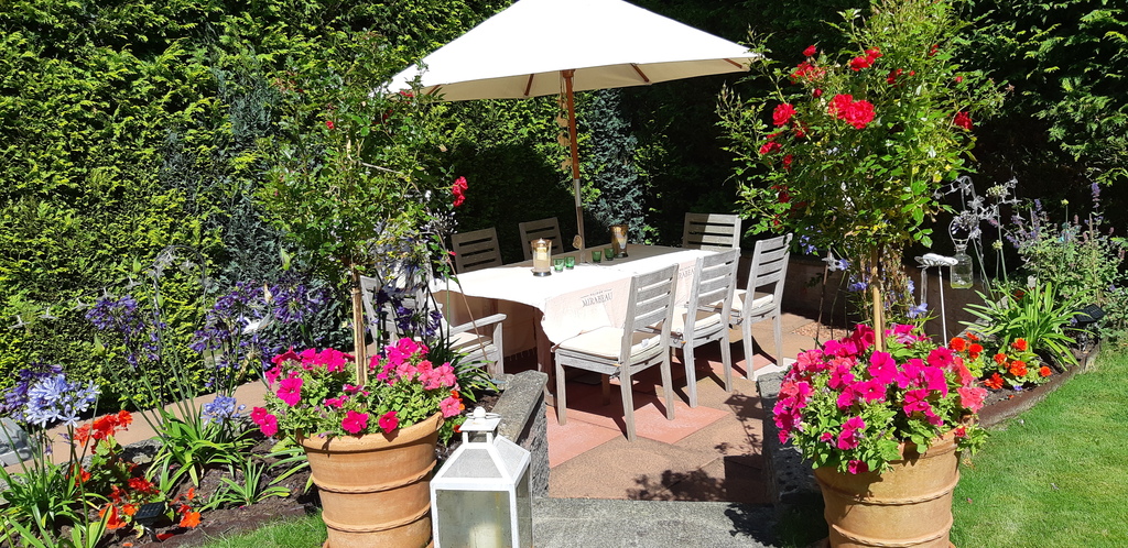 Lunch or Dinner seating area on our terrace