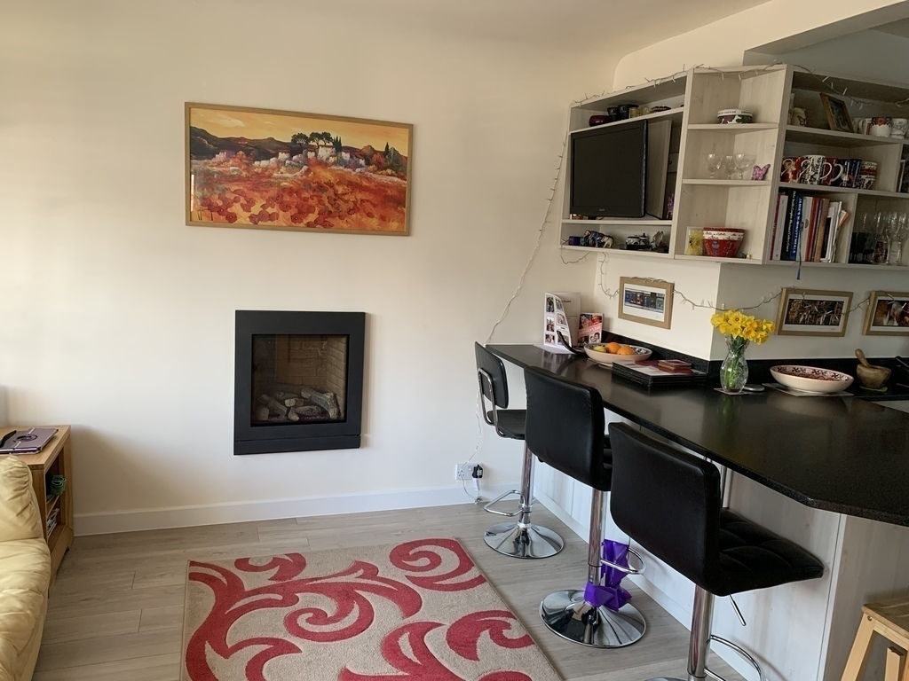 Open plan living and kitchen space.l