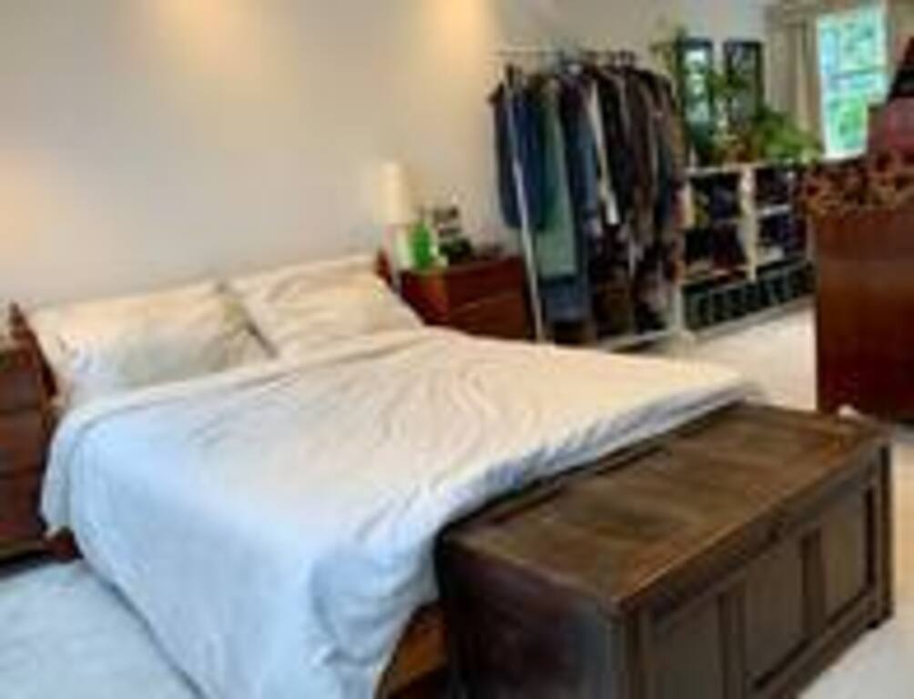 bedroom 1 - top floor master bedroom