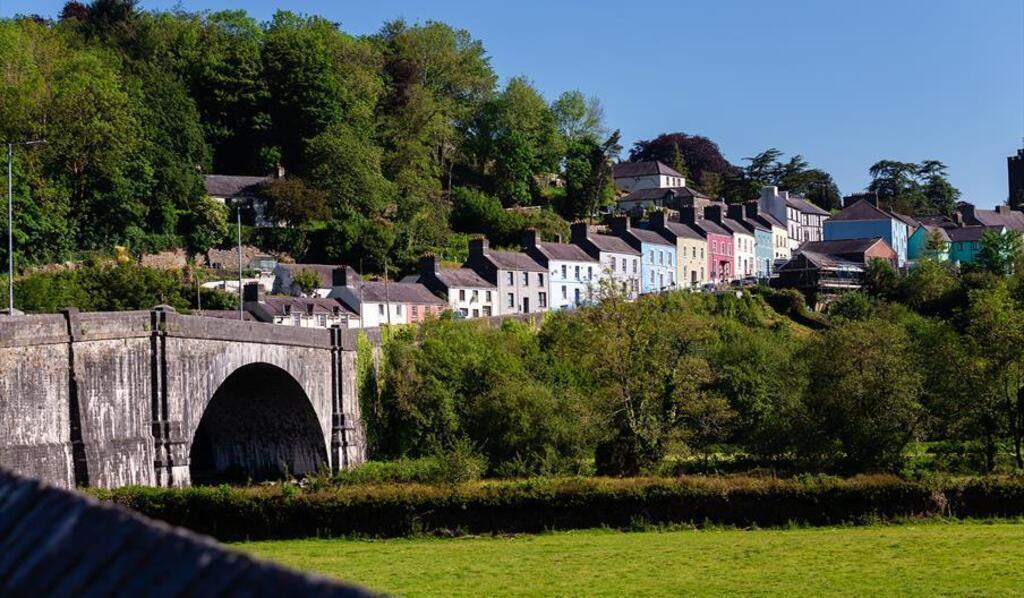 Llandeilo (9miles) - family favourite for weekend milling.