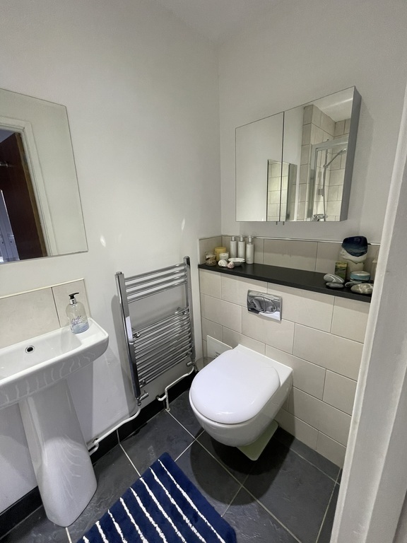 En-suite to guest room