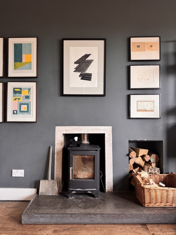 Stove in the front livingroom. 