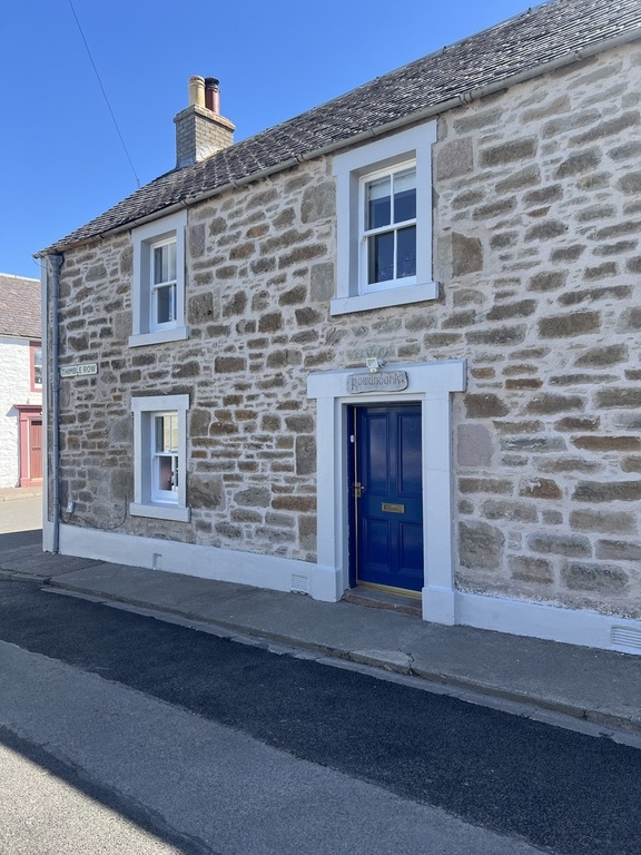 Front of the house 2