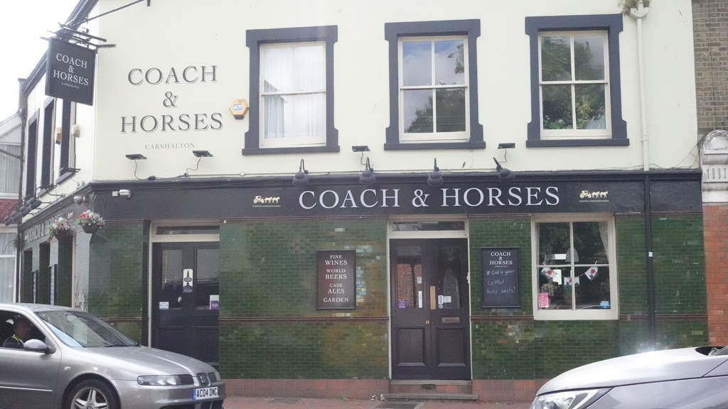 Coach & Horses - nearby pub next to Carshalton Ponds