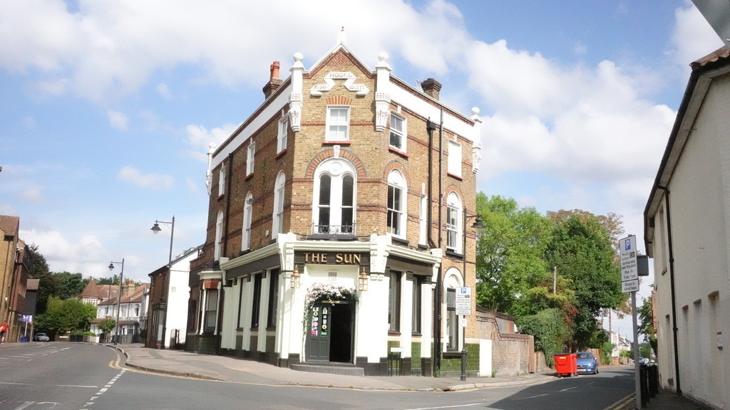 The Sun - pub on way to station in Carshalton