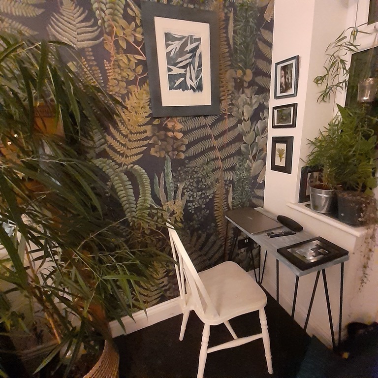 Garden room study corner