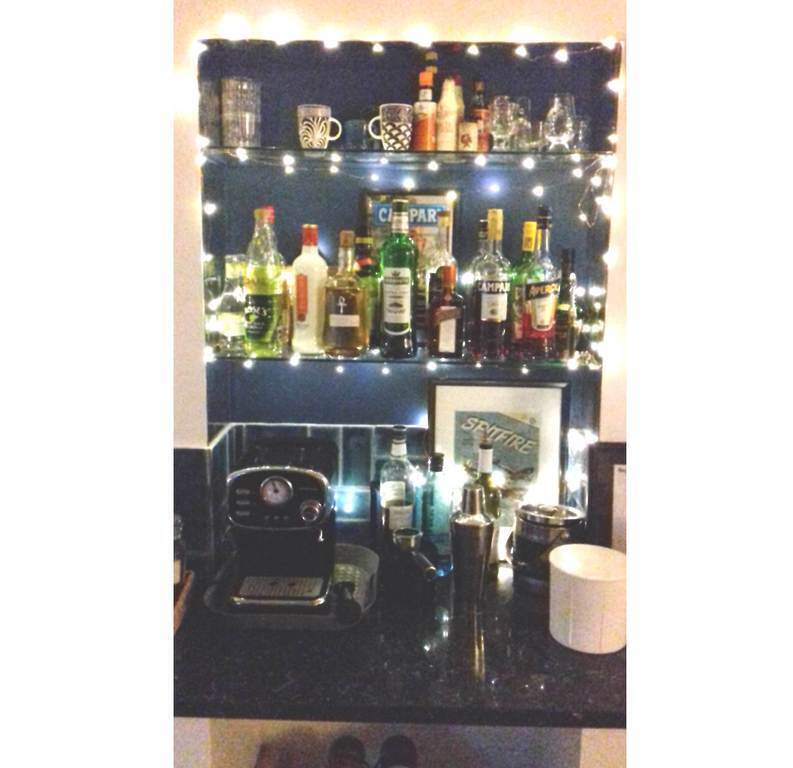 Coffee and cocktail area aka The Robzone