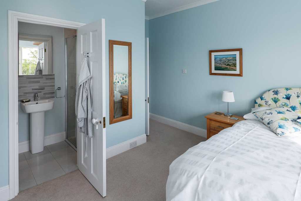 Bedroom 2's shower room