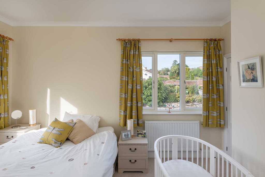 Bedroom 3, with Queen bed