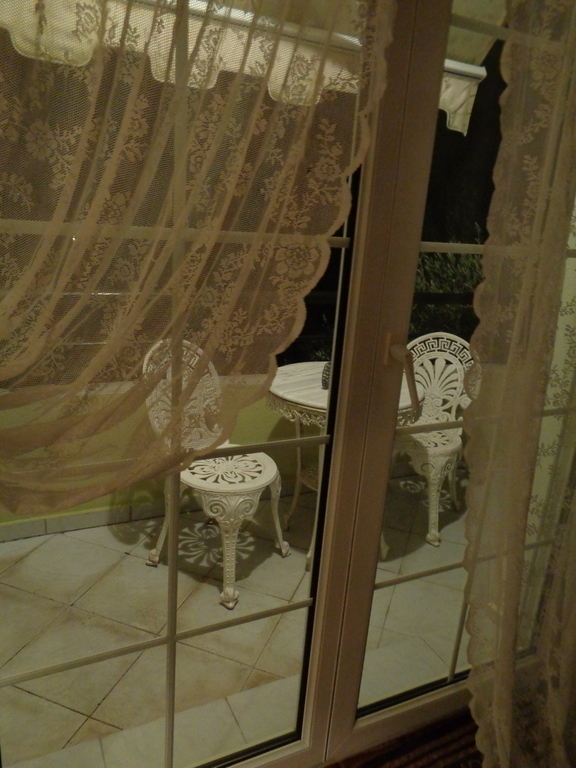 DOUBLE BEDROOM'S BALCONY   BY NIGHT-UPPER FLOOR